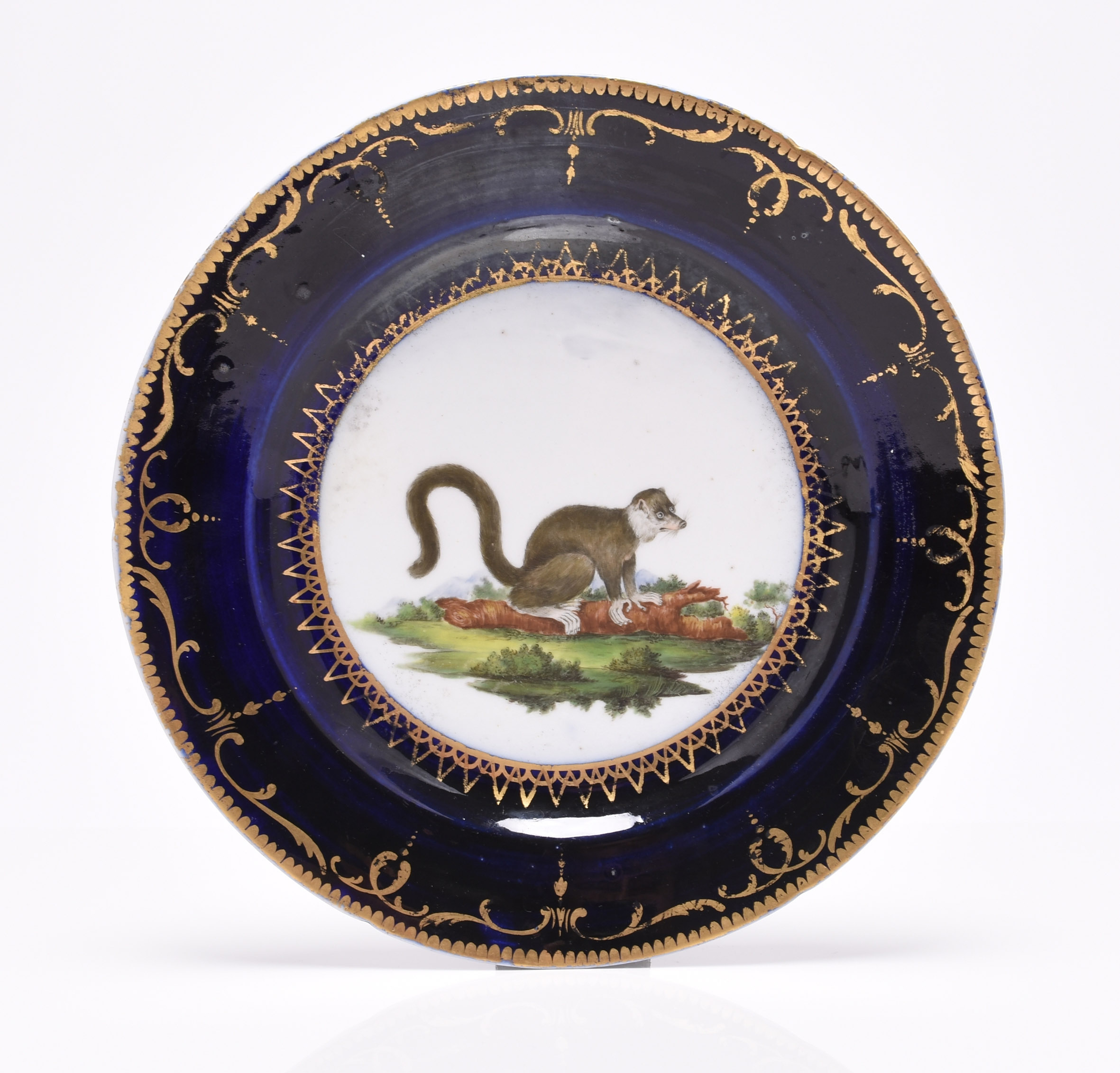 Coalport A ‘Mongoose Lemur’ plate, with sparser gilding valued at up to £180. Halls Fine Art